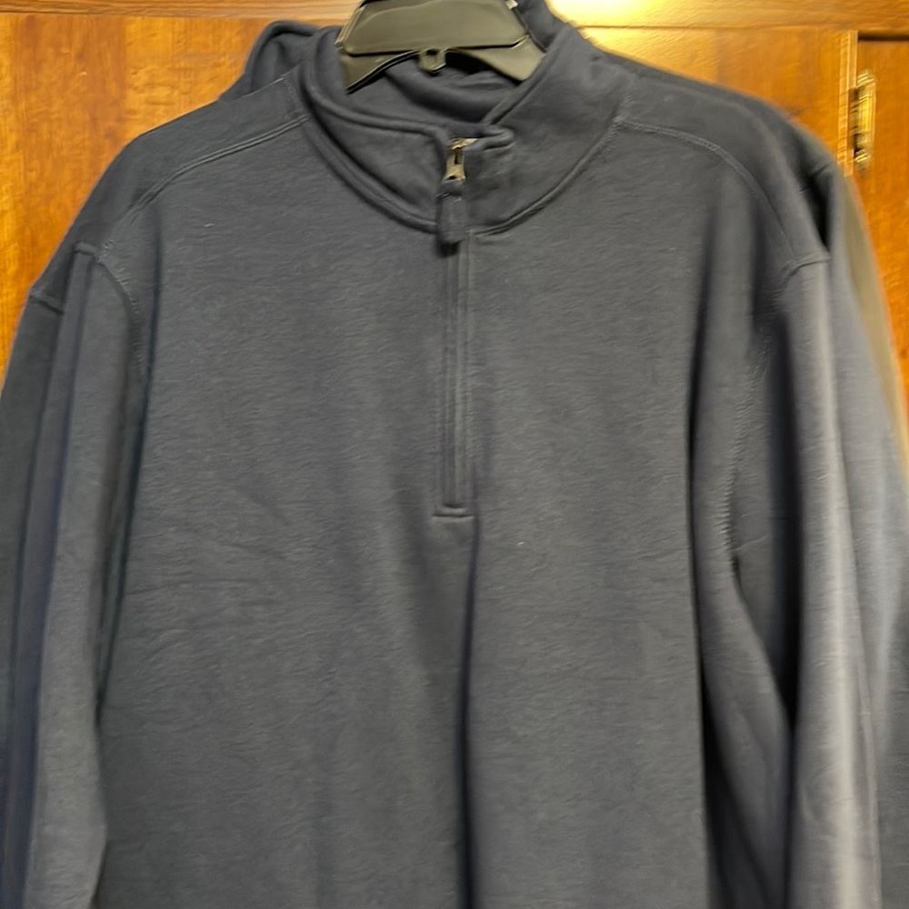 Mountain Club hood sweater brand new with tags